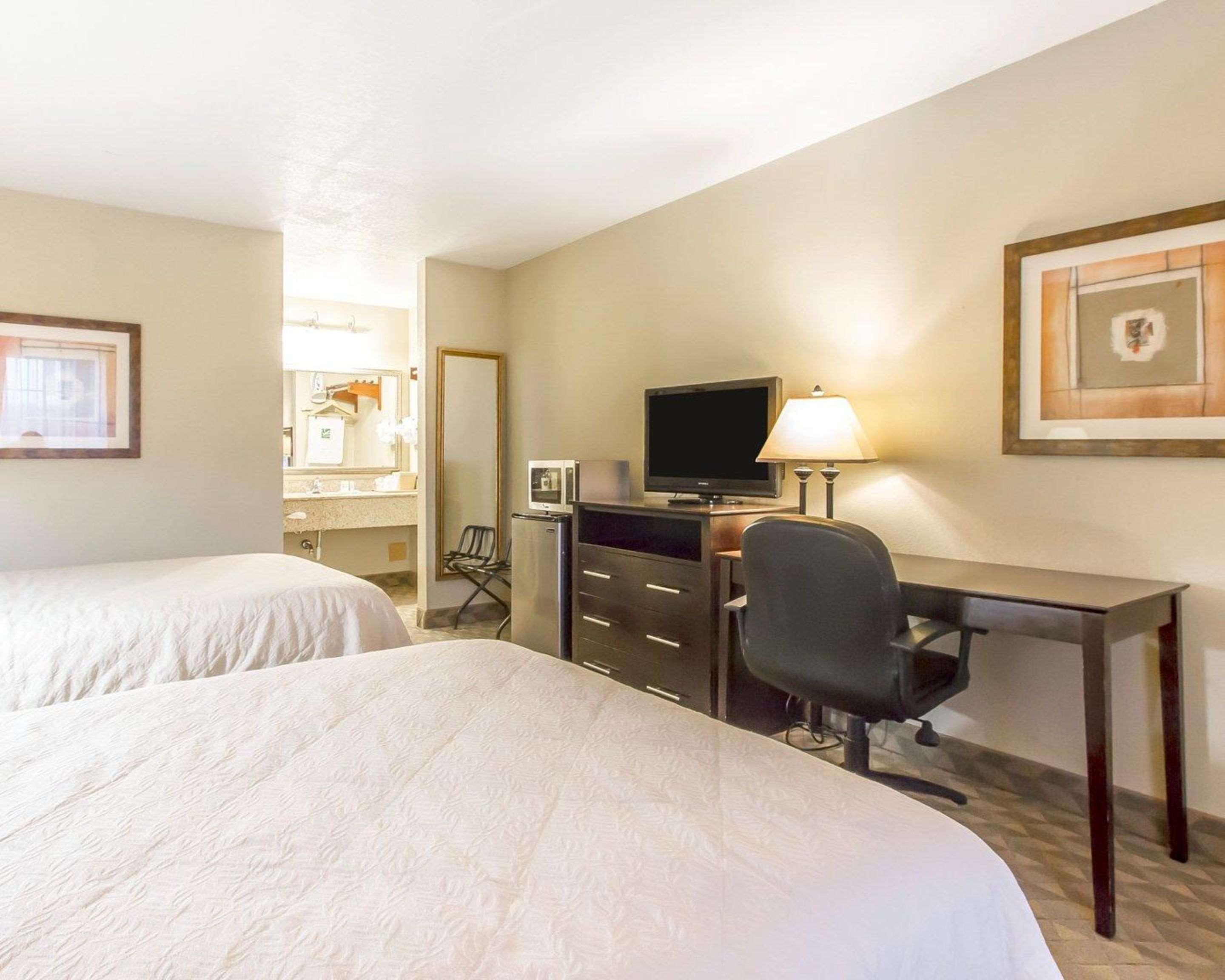 Quality Inn & Suites Greenville I-65 Ngoại thất bức ảnh
