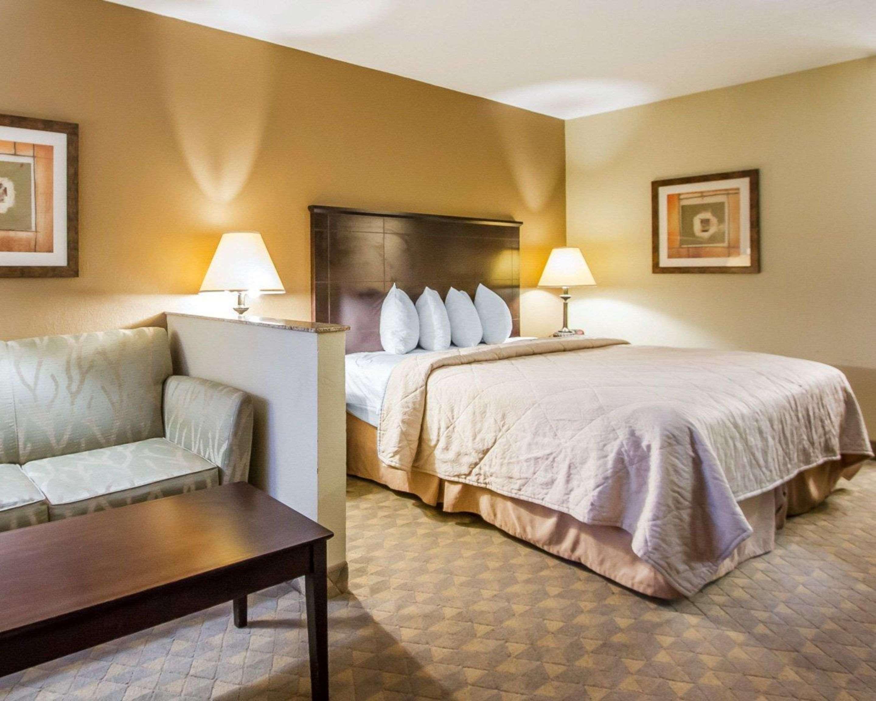 Quality Inn & Suites Greenville I-65 Ngoại thất bức ảnh