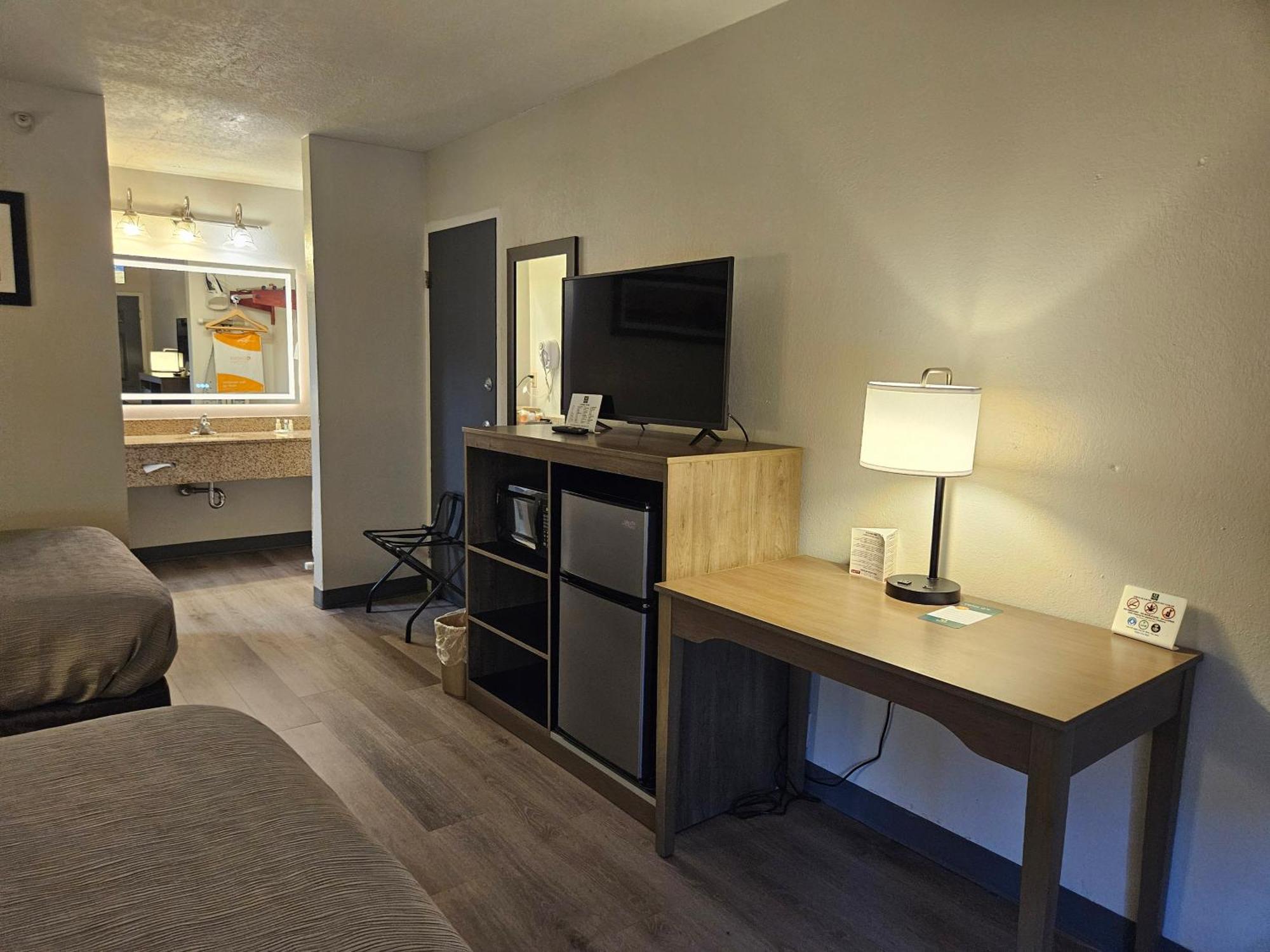 Quality Inn & Suites Greenville I-65 Ngoại thất bức ảnh