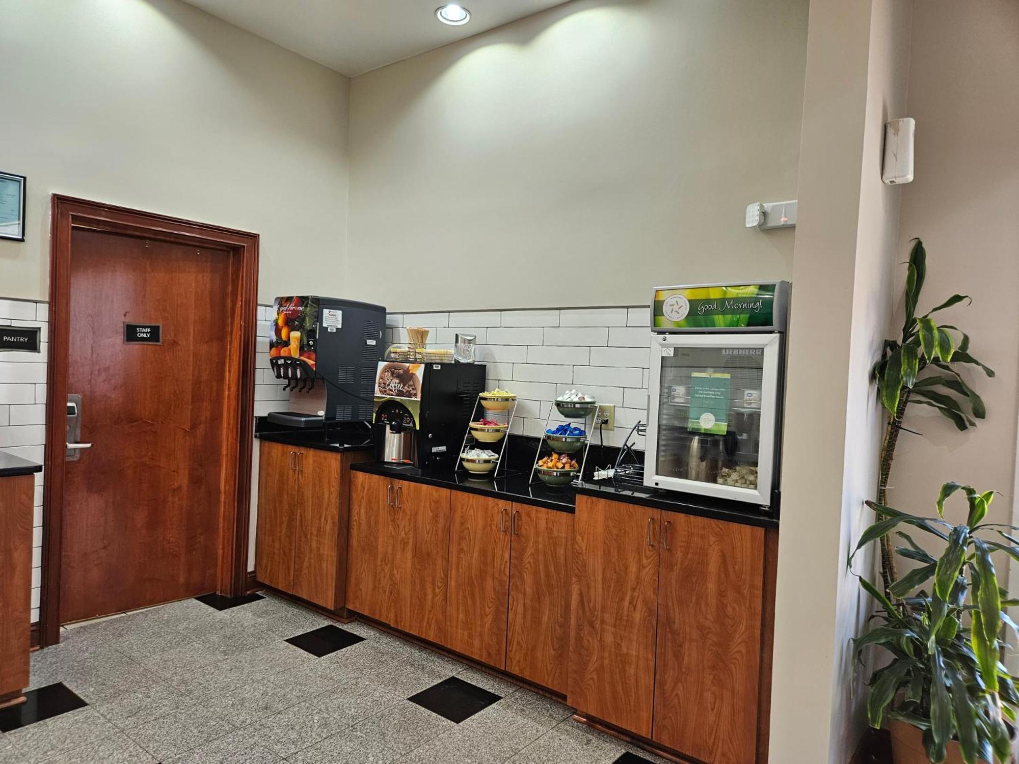 Quality Inn & Suites Greenville I-65 Ngoại thất bức ảnh