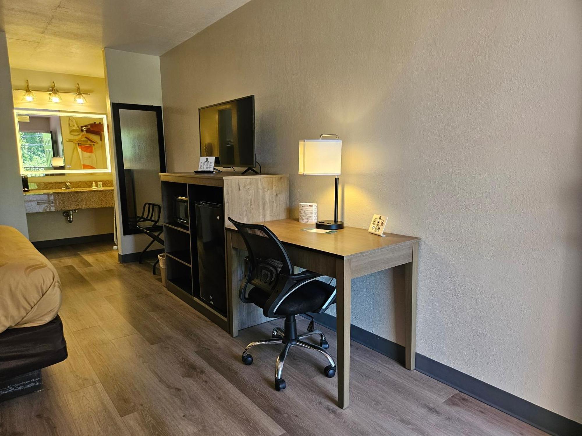 Quality Inn & Suites Greenville I-65 Ngoại thất bức ảnh