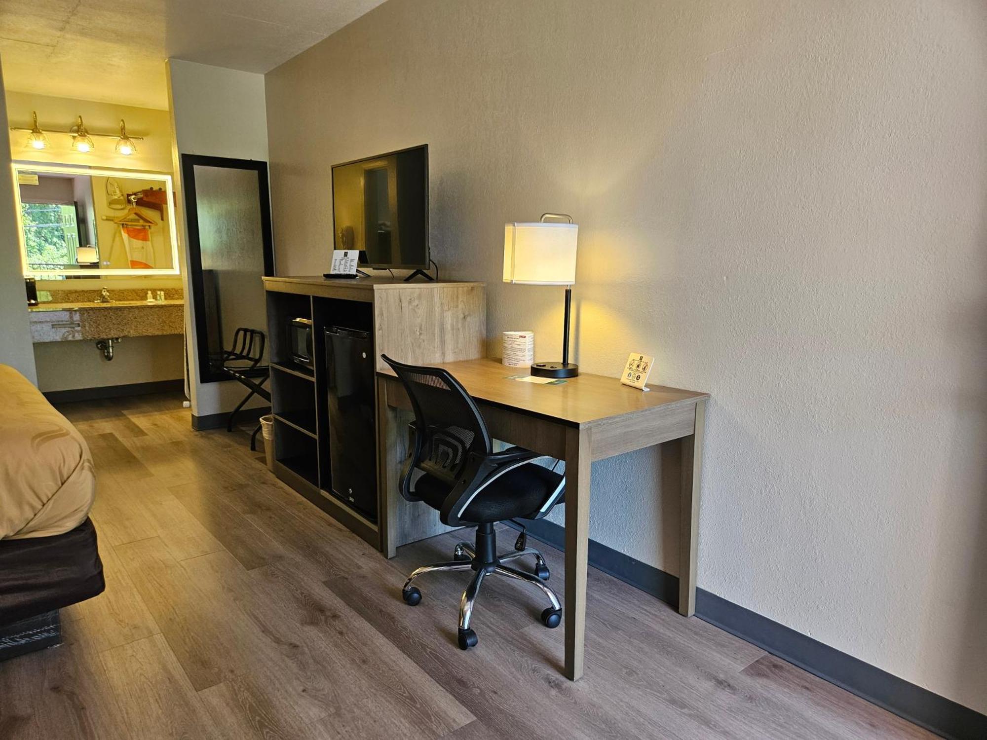 Quality Inn & Suites Greenville I-65 Ngoại thất bức ảnh