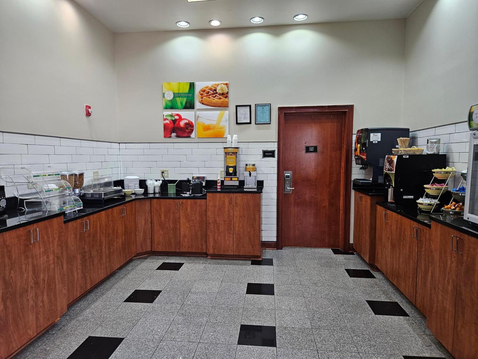Quality Inn & Suites Greenville I-65 Ngoại thất bức ảnh